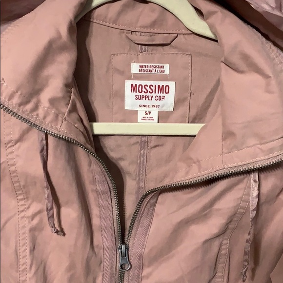 Mossimo Water Resistant Lightweight Rain Jacket - Picture 2 of 8